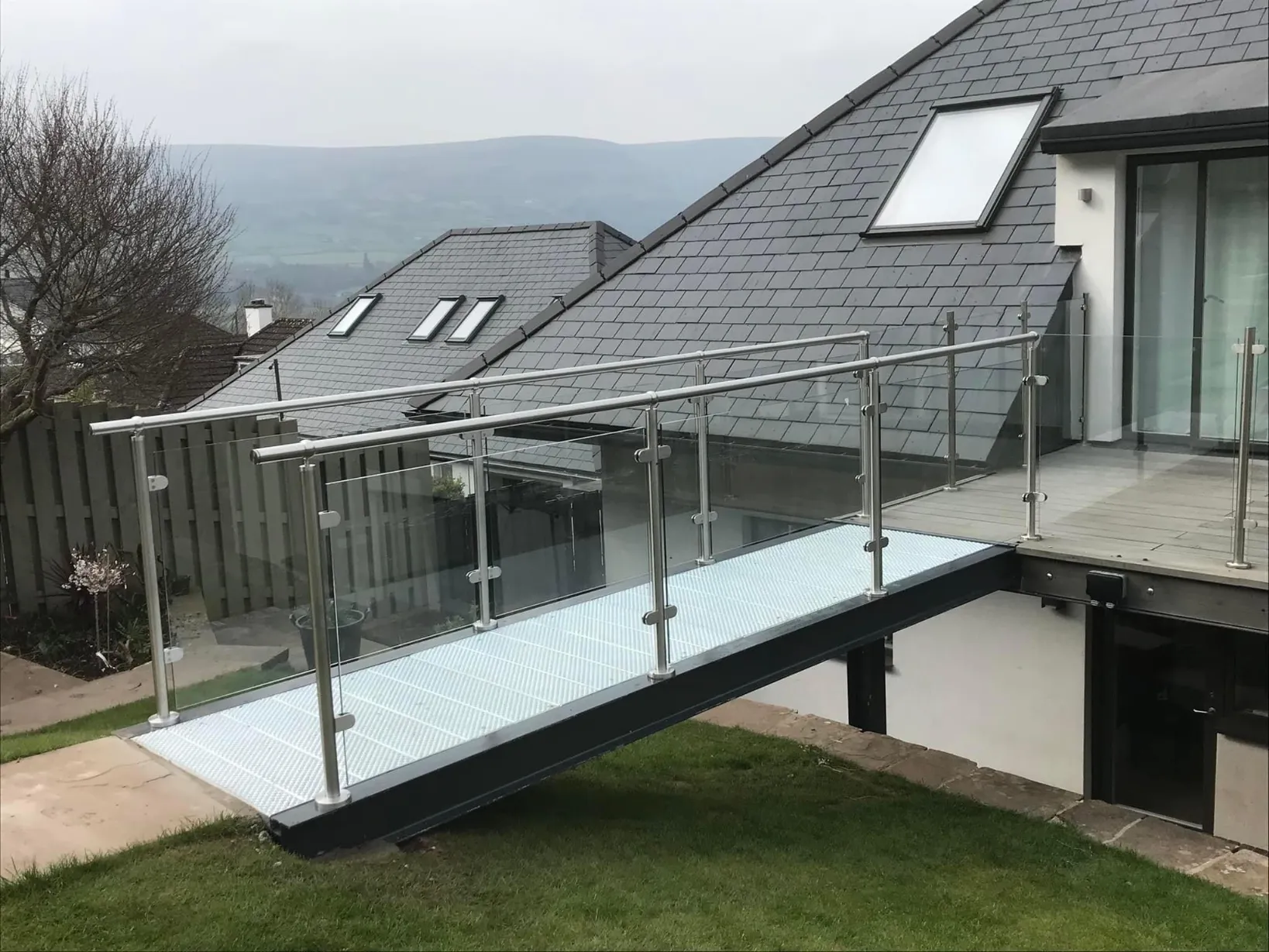 DD Glass Balustrades