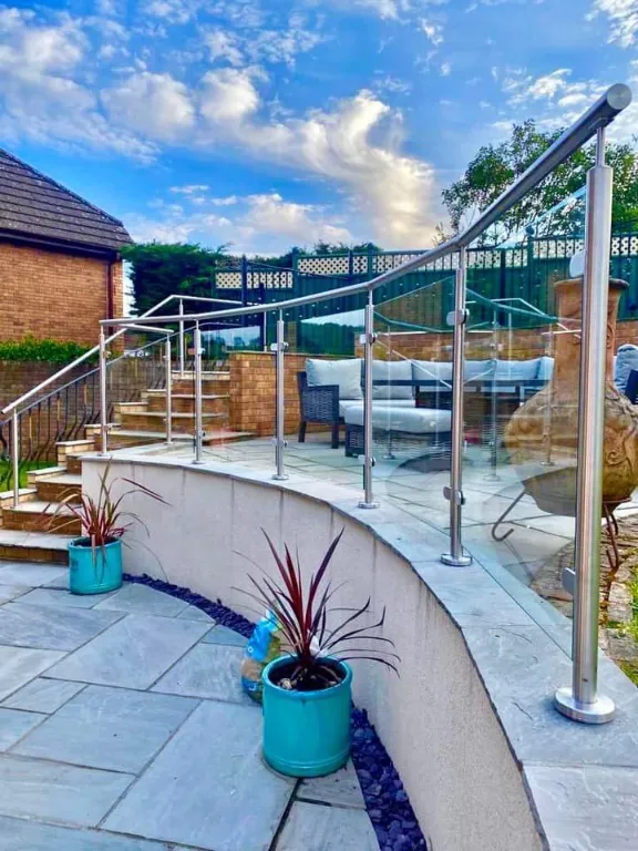 DD Glass Balustrades